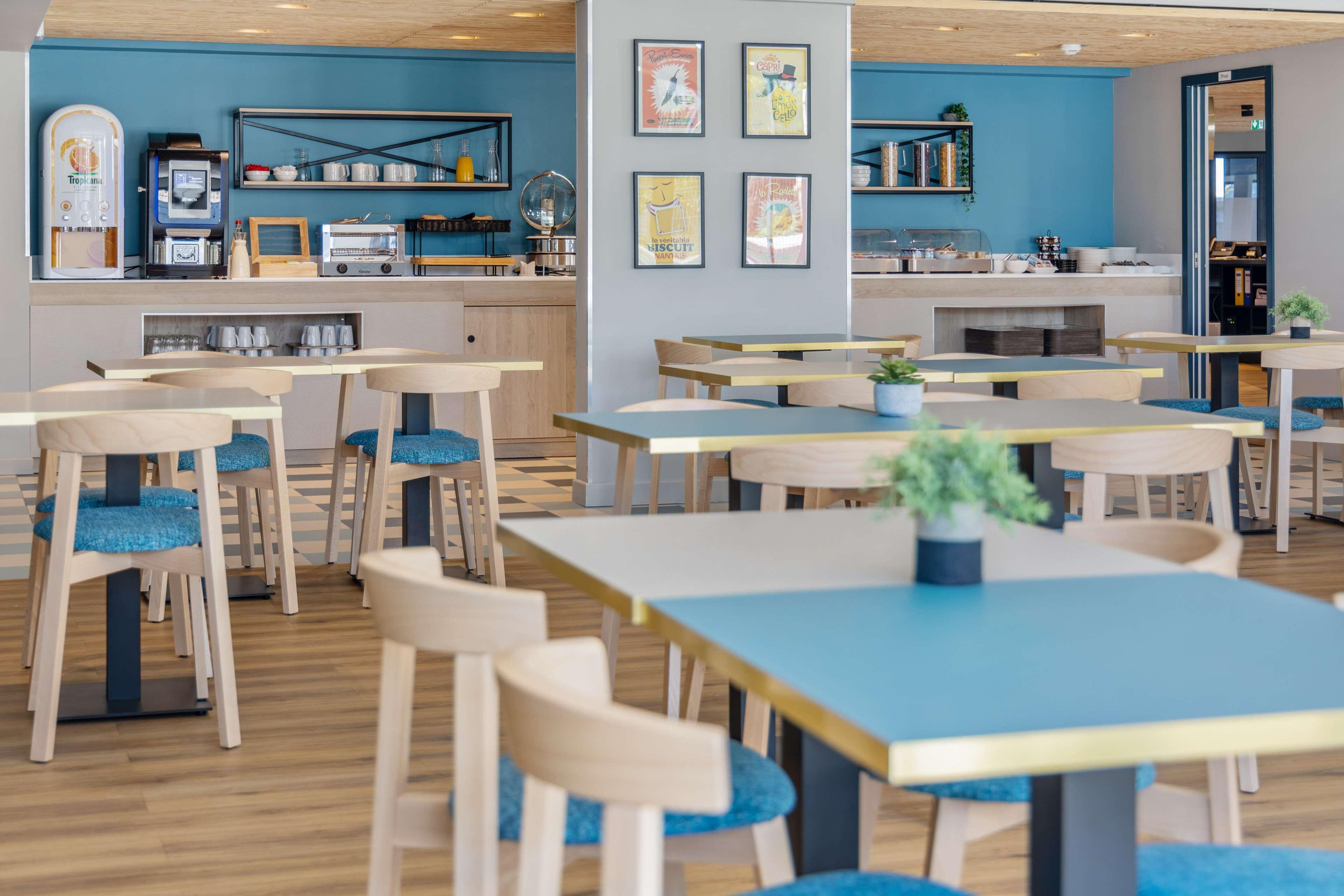 Hotel Kyriad Bordeaux Nord Eulalie 3*